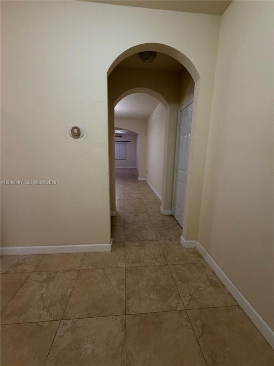 En Renta: $2,950 (3 camas, 2 baños, 1681 Pies cuadrados)