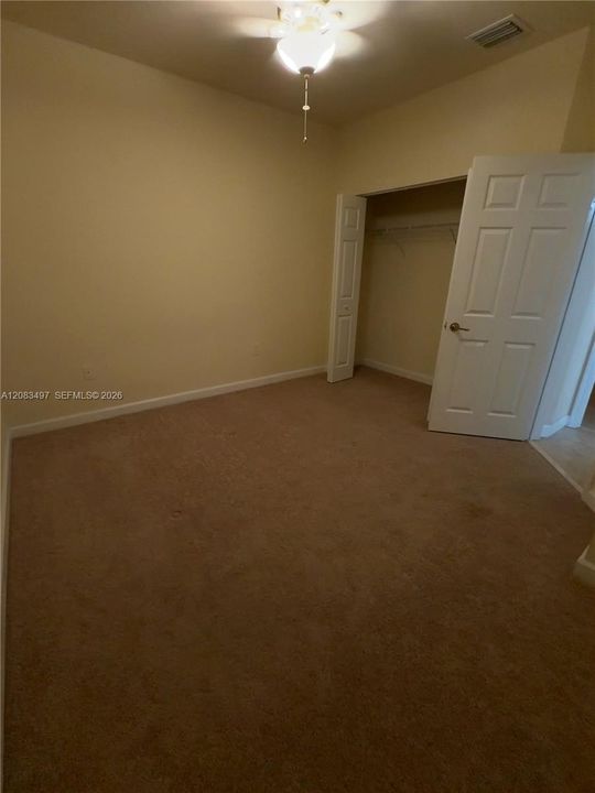 En Renta: $2,950 (3 camas, 2 baños, 1681 Pies cuadrados)