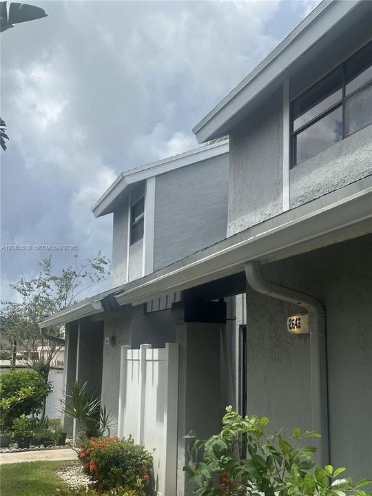 For Sale: $395,000 (3 beds, 2 baths, 1540 Square Feet)