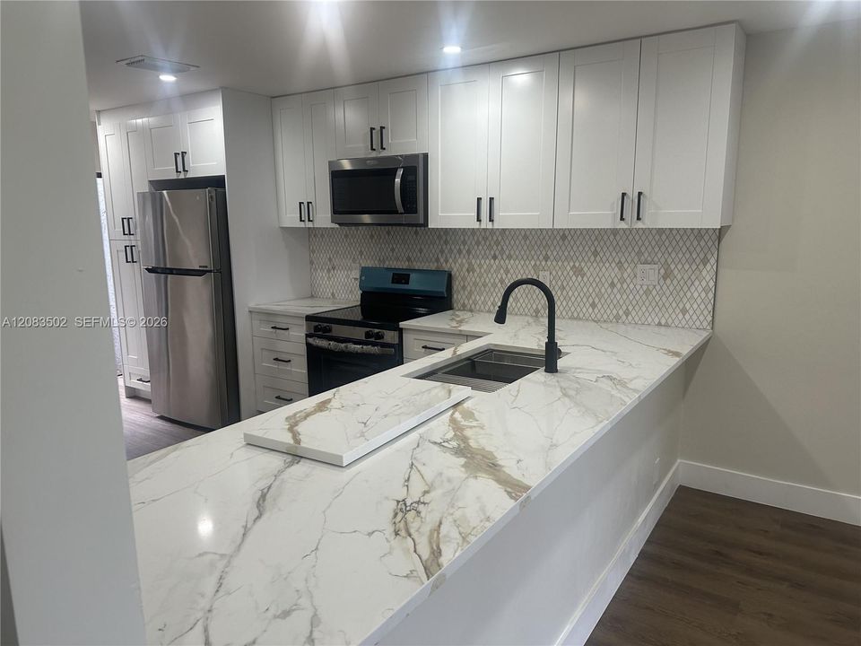 For Sale: $395,000 (3 beds, 2 baths, 1540 Square Feet)