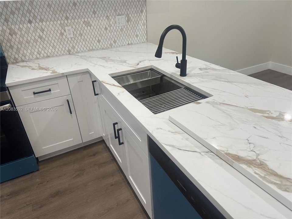 For Sale: $395,000 (3 beds, 2 baths, 1540 Square Feet)