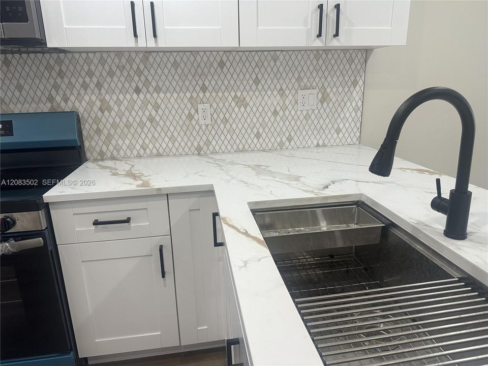 For Sale: $395,000 (3 beds, 2 baths, 1540 Square Feet)
