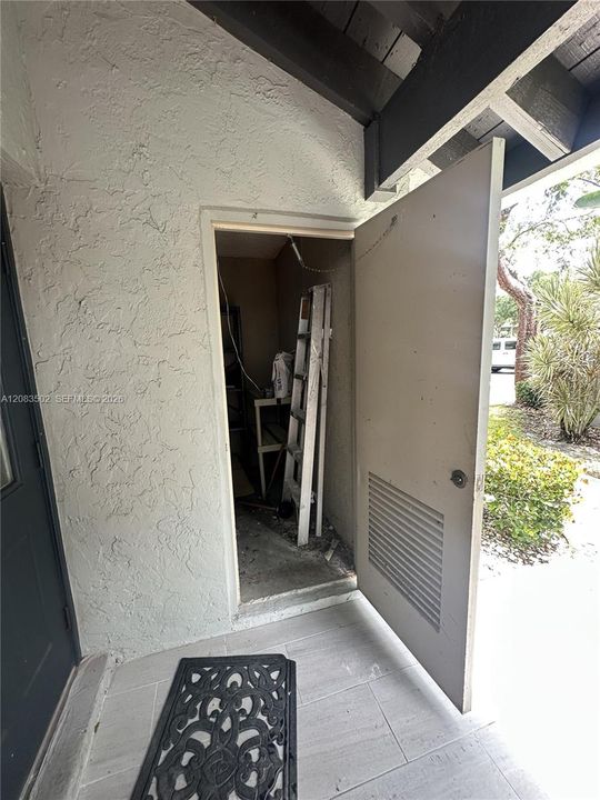 For Sale: $395,000 (3 beds, 2 baths, 1540 Square Feet)