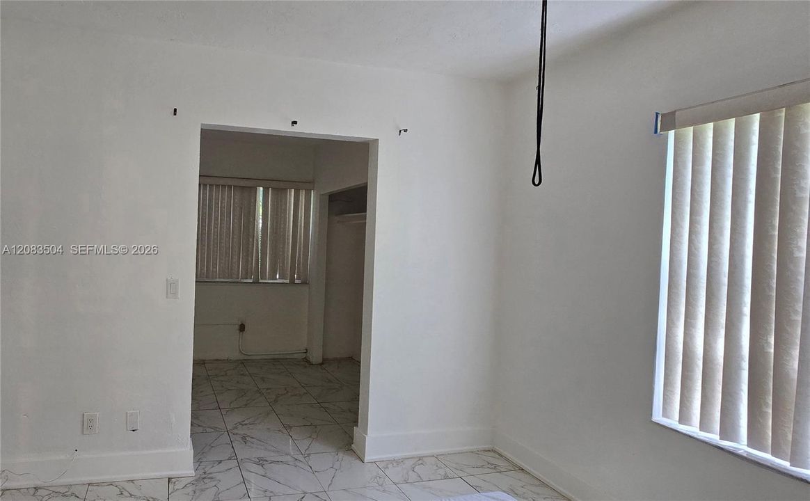 На продажу: $529,000 (2 спален, 1 ванн, 1201 Квадратных фут)