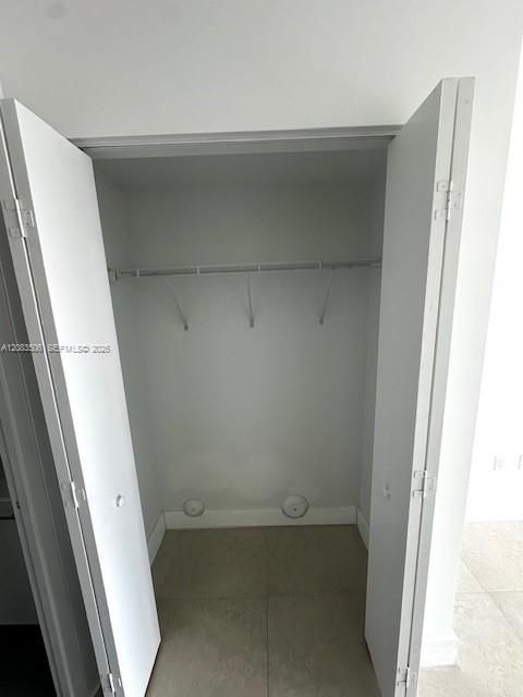 For Rent: $2,850 (1 beds, 1 baths, 789 Square Feet)