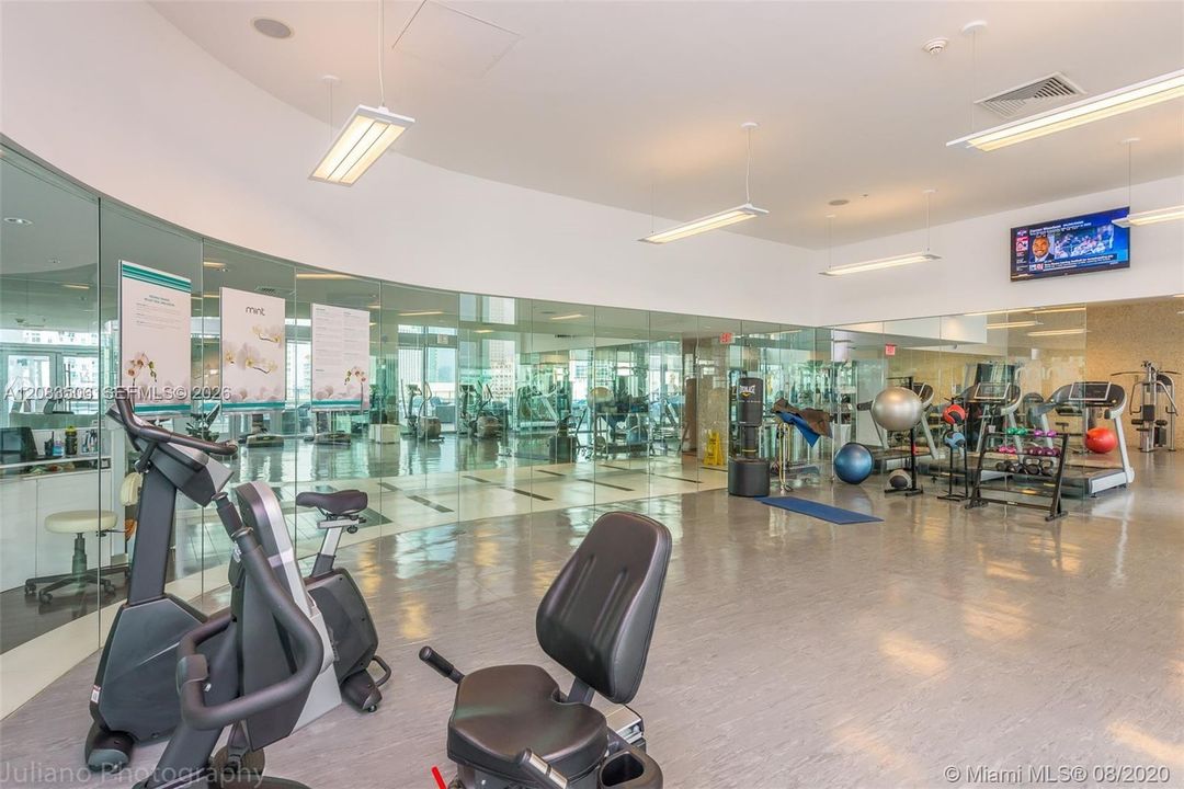 For Rent: $2,850 (1 beds, 1 baths, 789 Square Feet)
