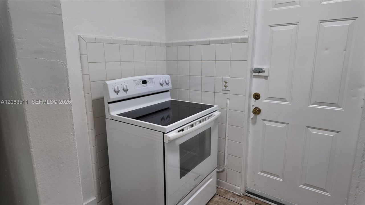 En Renta: $1,500 (1 camas, 1 baños, 2739 Pies cuadrados)