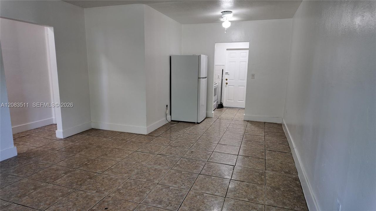 En Renta: $1,500 (1 camas, 1 baños, 2739 Pies cuadrados)
