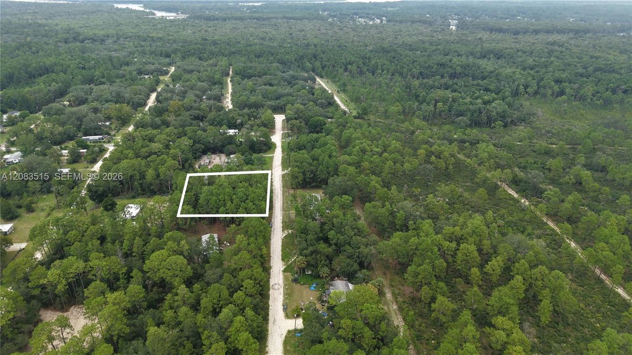 待售: $22,000 (0.65 acres)