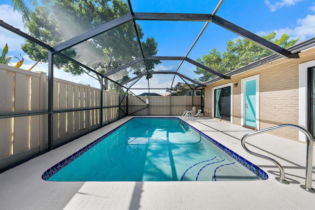 5896 Golden Eagle Cir-16