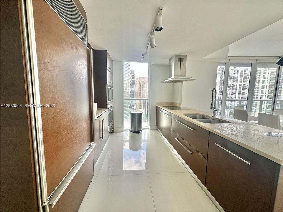 En Renta: $6,200 (2 camas, 2 baños, 1654 Pies cuadrados)