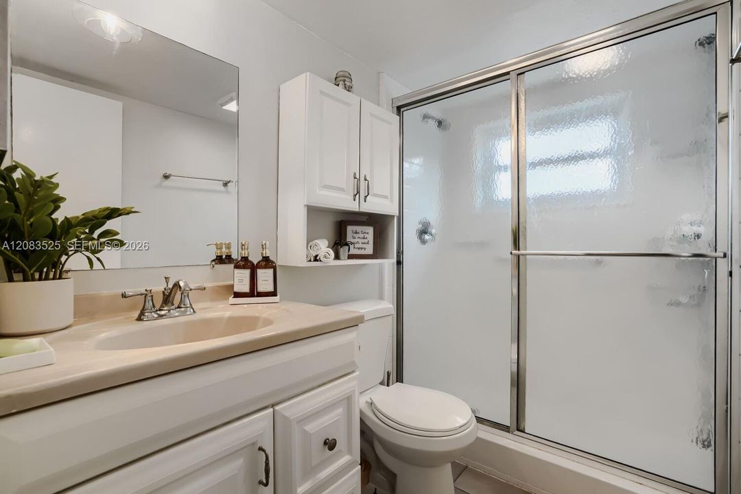 For Rent: $2,489 (3 beds, 2 baths, 1260 Square Feet)