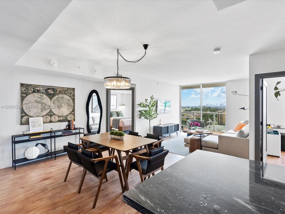 For Rent: $3,000 (2 beds, 2 baths, 979 Square Feet)