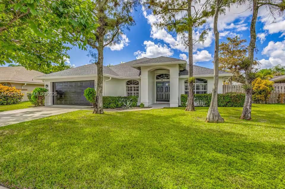 For Rent: $5,100 (4 beds, 2 baths, 1851 Square Feet)