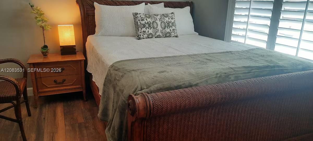 For Rent: $5,100 (4 beds, 2 baths, 1851 Square Feet)