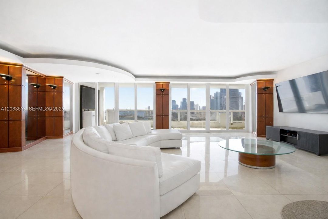 En Venta: $725,000 (2 camas, 2 baños, 1509 Pies cuadrados)