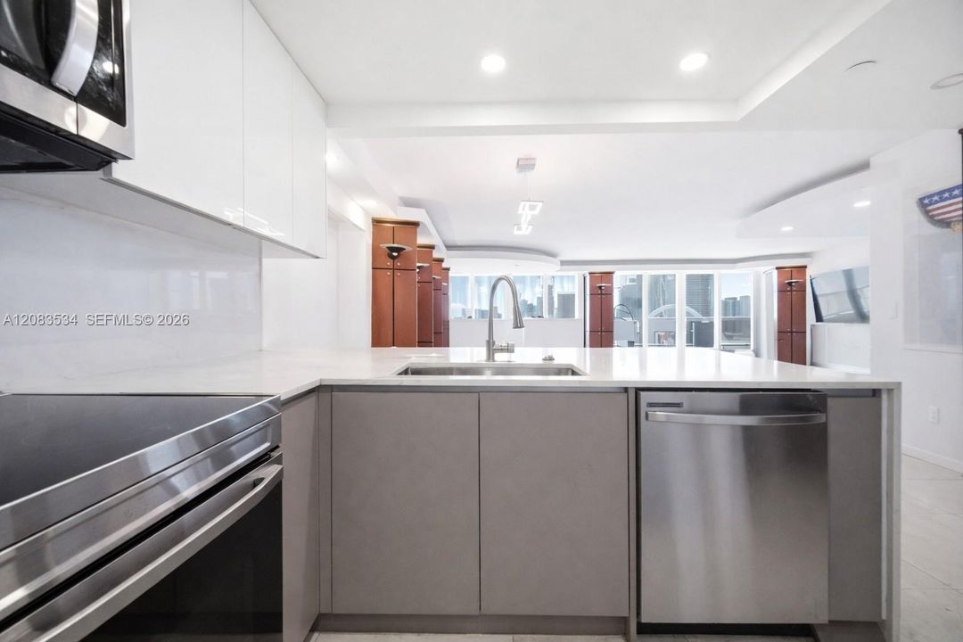 En Venta: $725,000 (2 camas, 2 baños, 1509 Pies cuadrados)