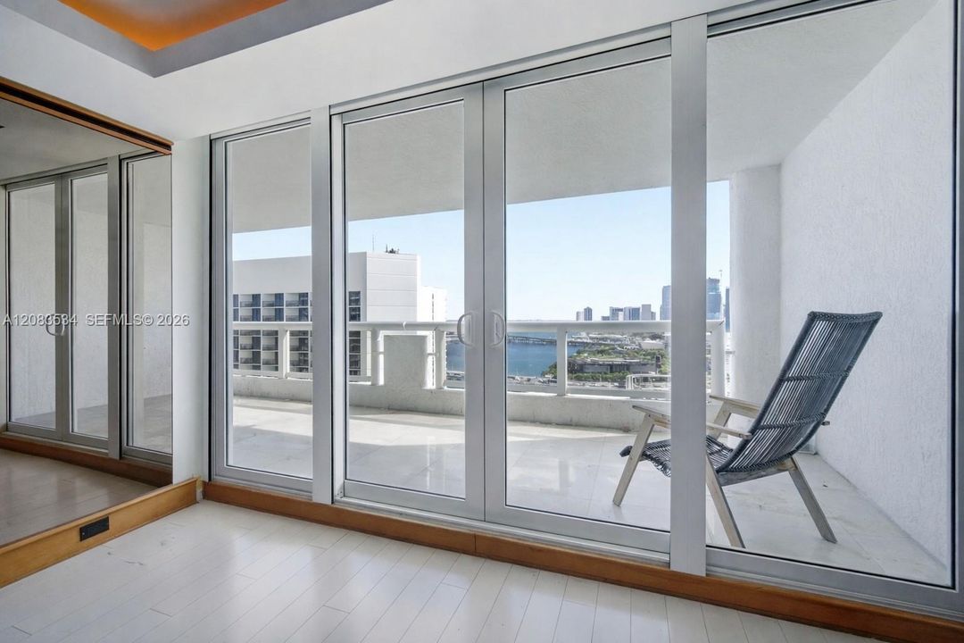 En Venta: $725,000 (2 camas, 2 baños, 1509 Pies cuadrados)
