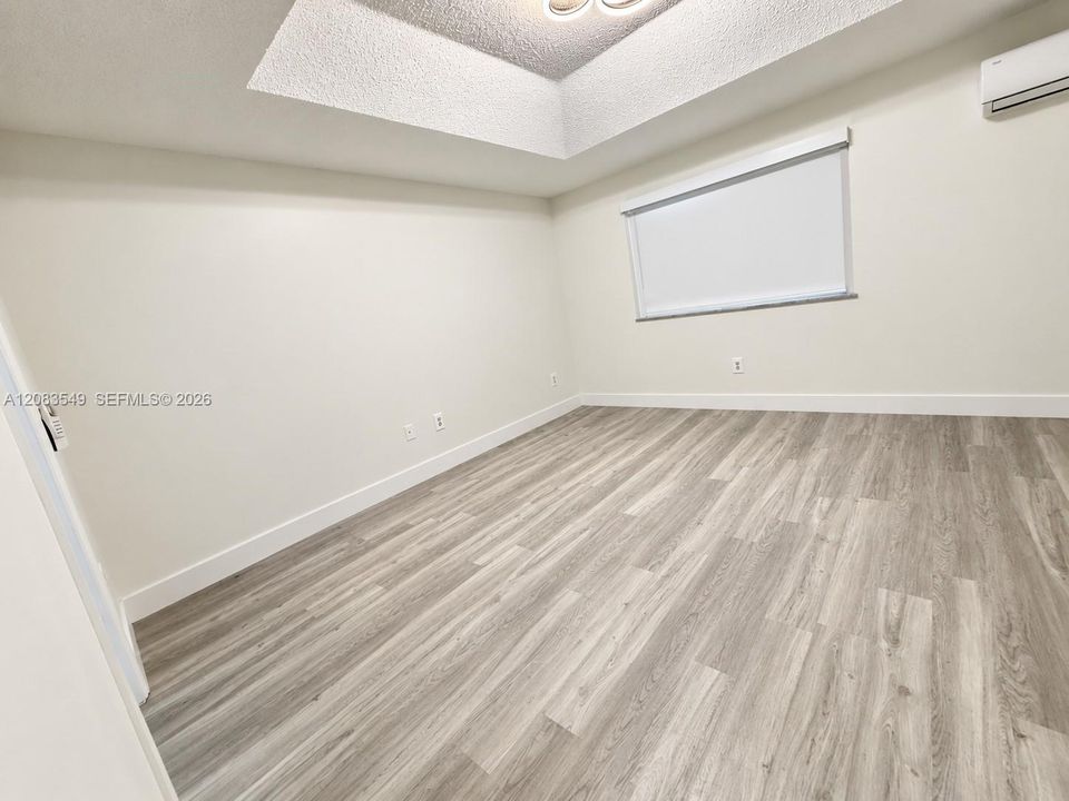 For Sale: $329,000 (4 beds, 2 baths, 1846 Square Feet)
