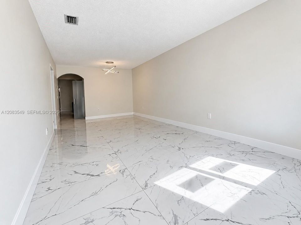 For Sale: $329,000 (4 beds, 2 baths, 1846 Square Feet)