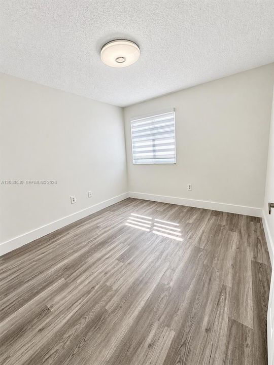 For Sale: $329,000 (4 beds, 2 baths, 1846 Square Feet)