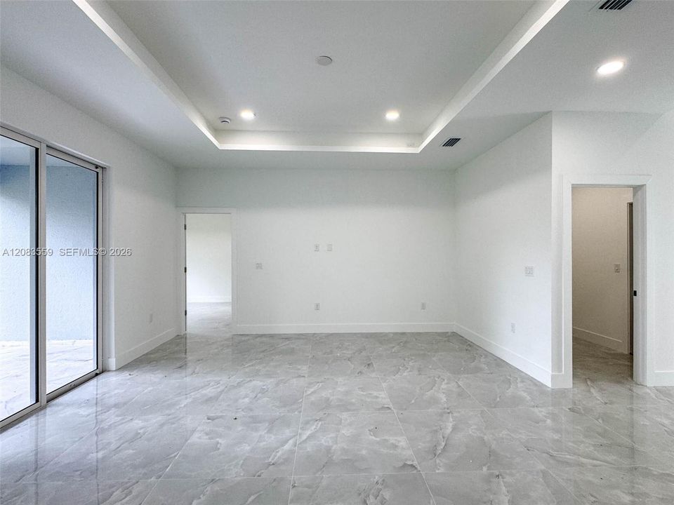 En Renta: $2,800 (4 camas, 3 baños, 1719 Pies cuadrados)