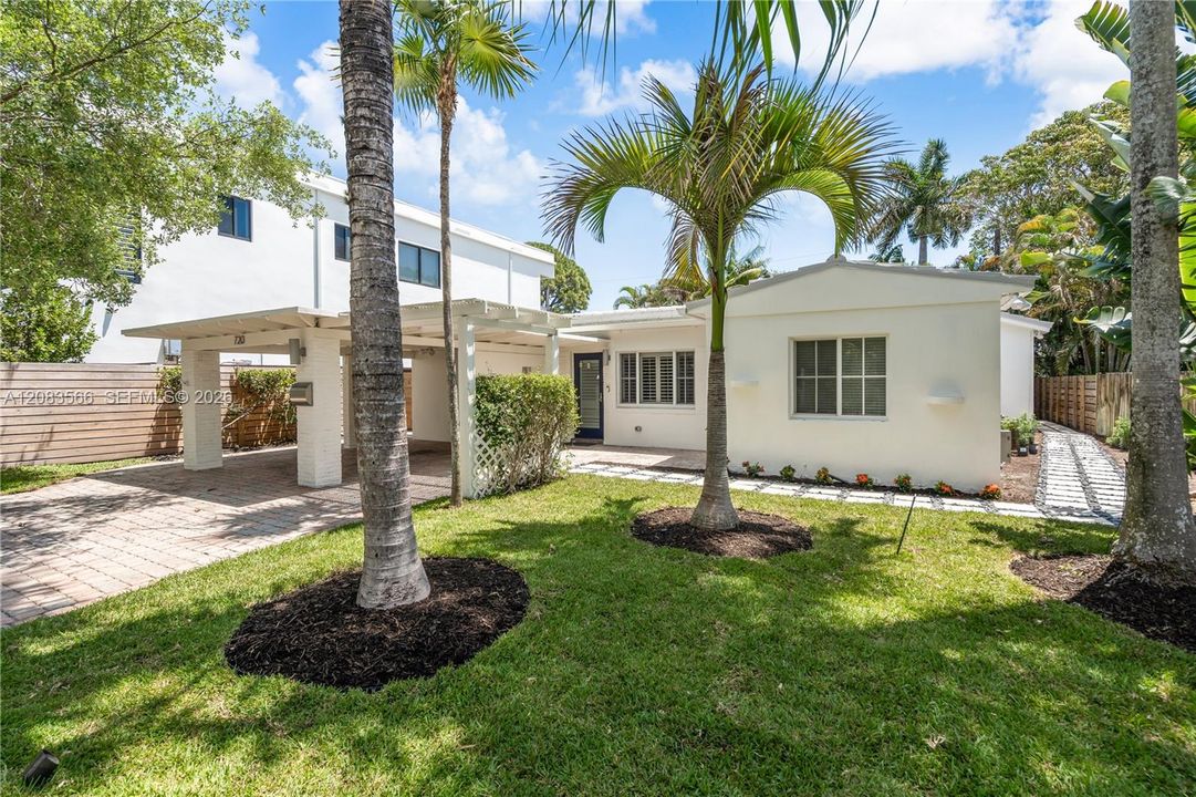 For Rent: $6,000 (3 beds, 2 baths, 1903 Square Feet)