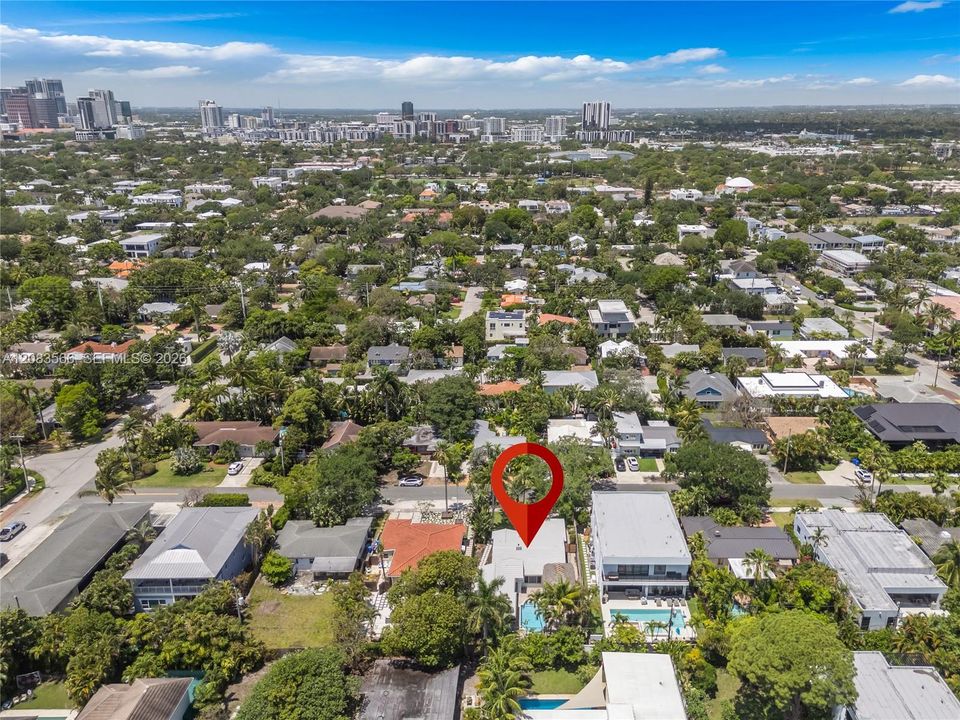 For Rent: $6,000 (3 beds, 2 baths, 1903 Square Feet)