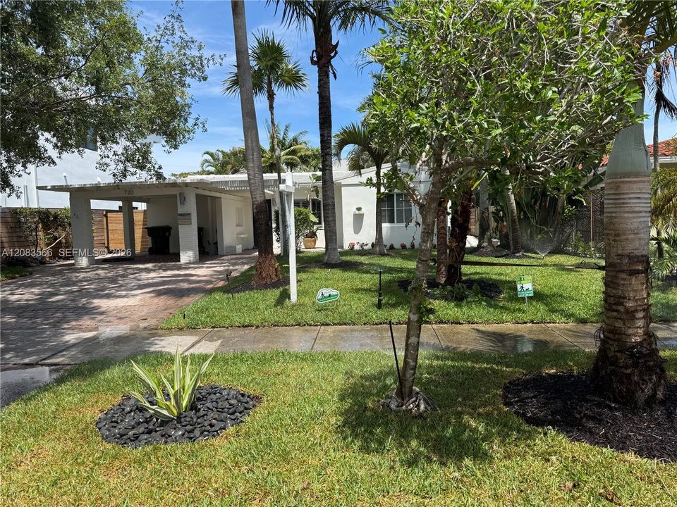For Rent: $6,000 (3 beds, 2 baths, 1903 Square Feet)