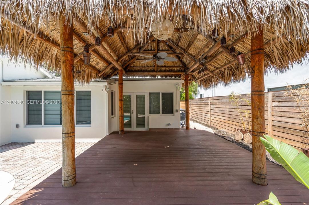 For Rent: $6,000 (3 beds, 2 baths, 1903 Square Feet)