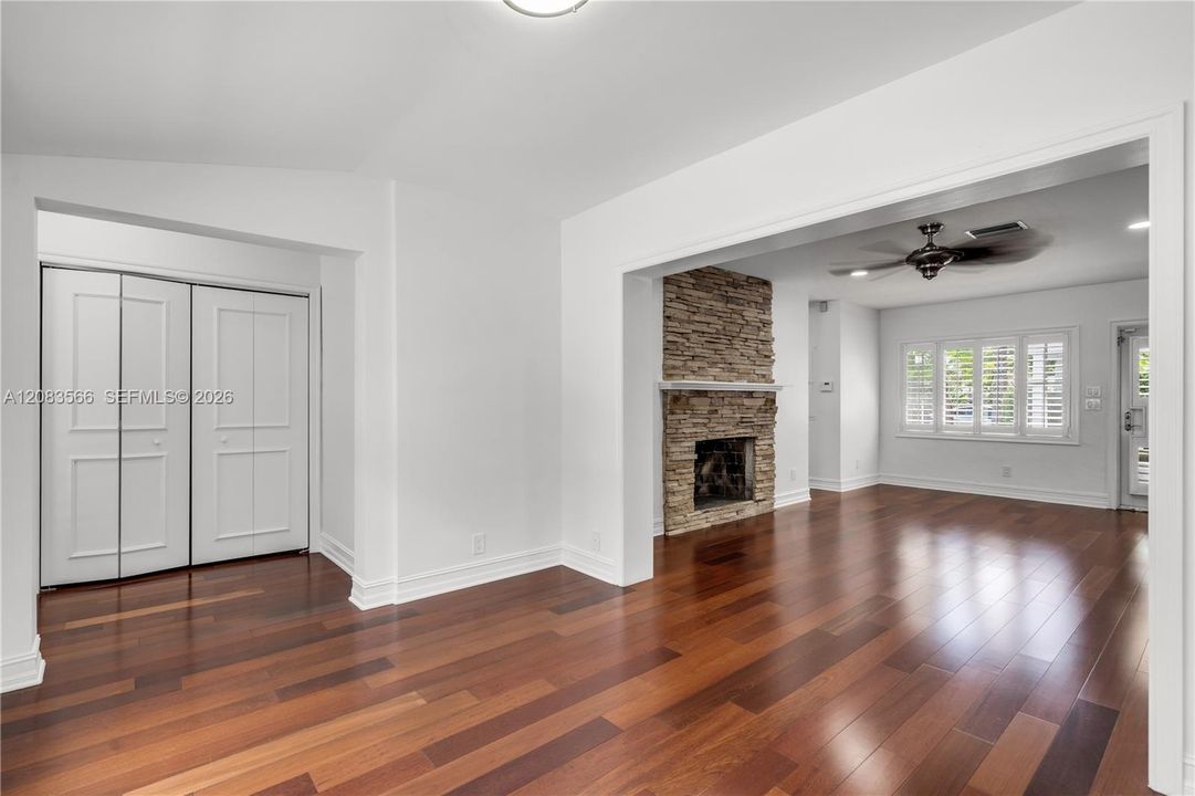 For Rent: $6,000 (3 beds, 2 baths, 1903 Square Feet)