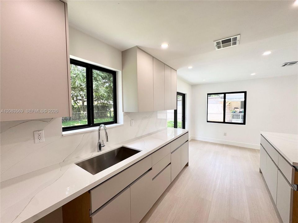 En Venta: $509,000 (3 camas, 1 baños, 1125 Pies cuadrados)