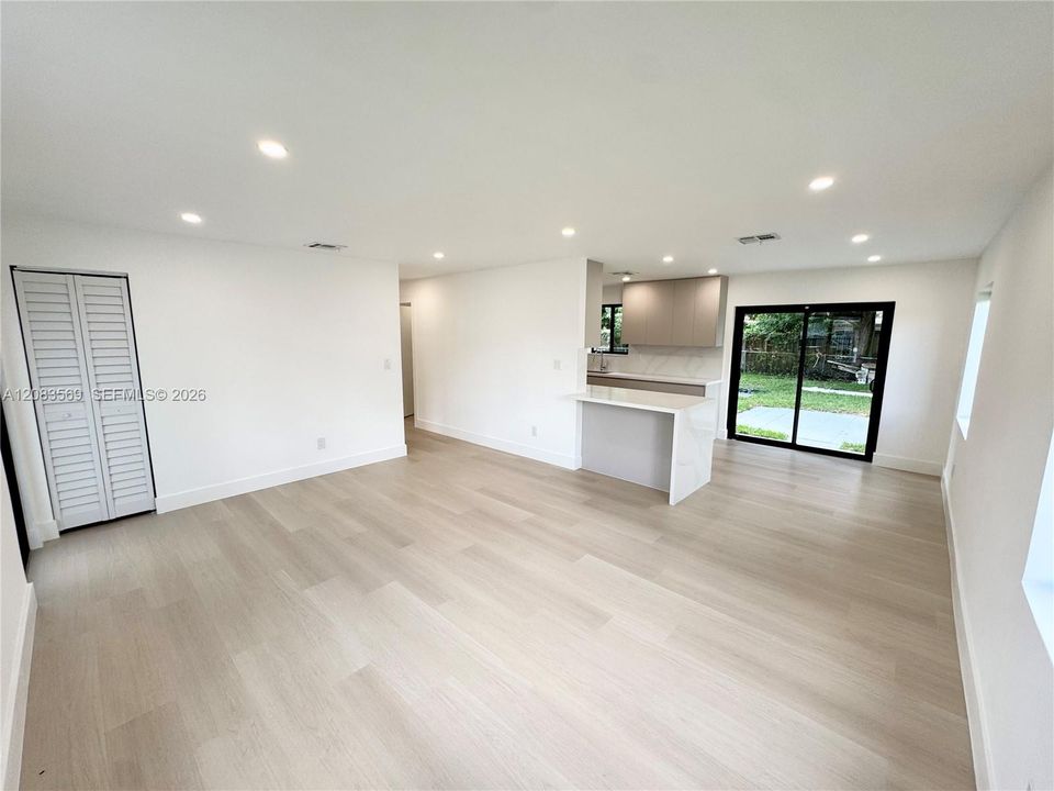 En Venta: $509,000 (3 camas, 1 baños, 1125 Pies cuadrados)