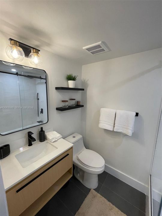 В аренду: $3,800 (2 спален, 2 ванн, 1630 Квадратных фут)