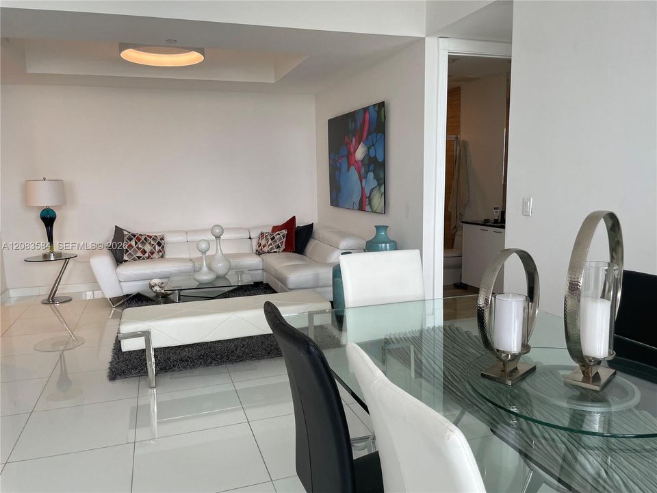 For Rent: $6,500 (2 beds, 2 baths, 1463 Square Feet)