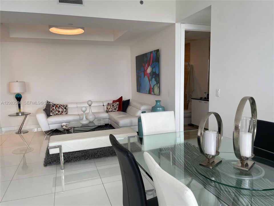 For Rent: $6,500 (2 beds, 2 baths, 1463 Square Feet)