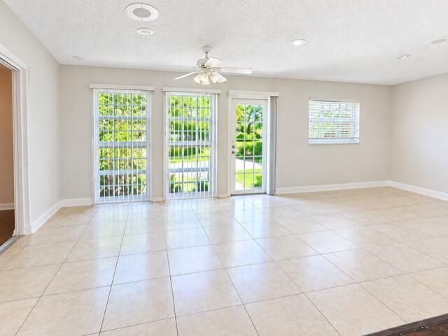Enclosed Florida Rooom