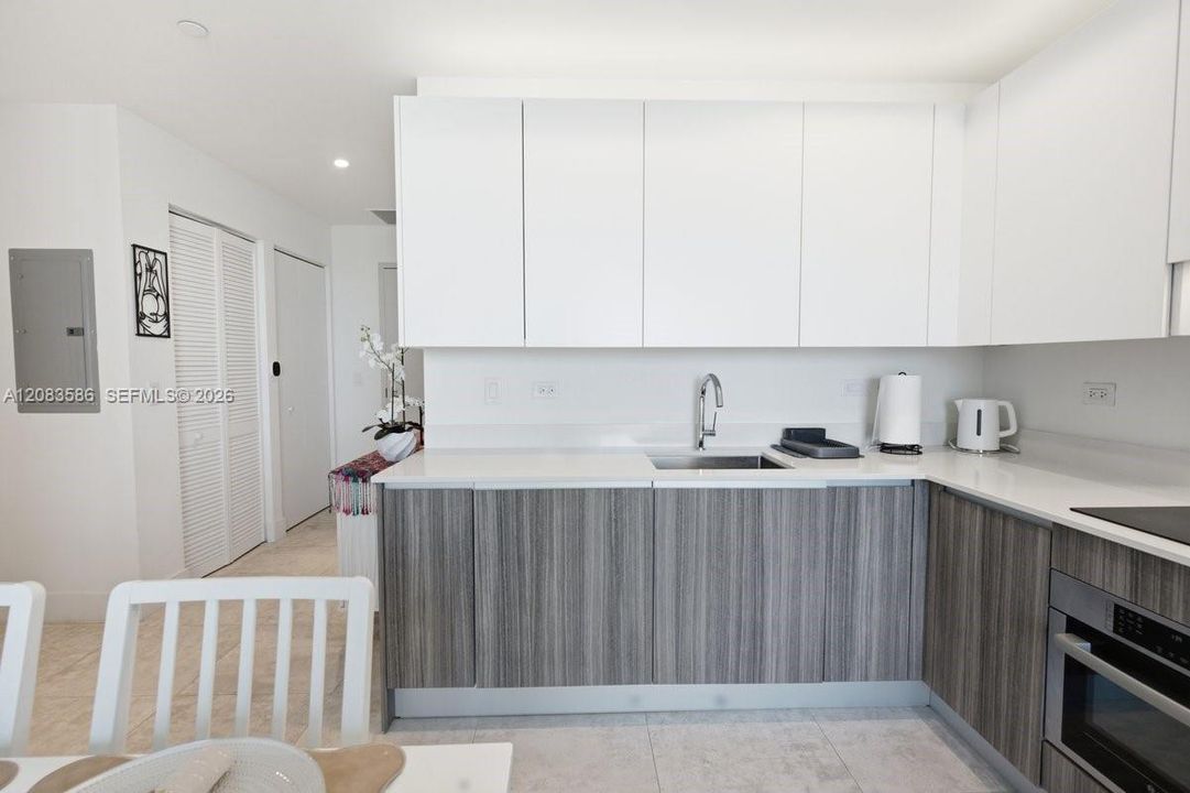 En Venta: $574,999 (1 camas, 1 baños, 494 Pies cuadrados)