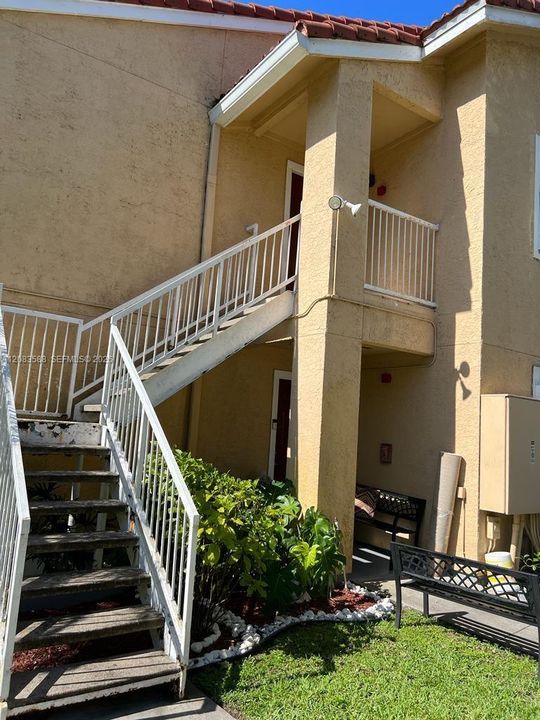 En Renta: $2,400 (2 camas, 2 baños, 979 Pies cuadrados)