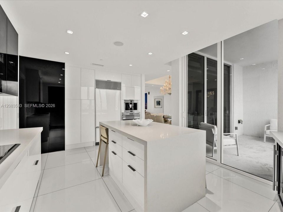 For Sale: $2,395,000 (2 beds, 3 baths, 2558 Square Feet)