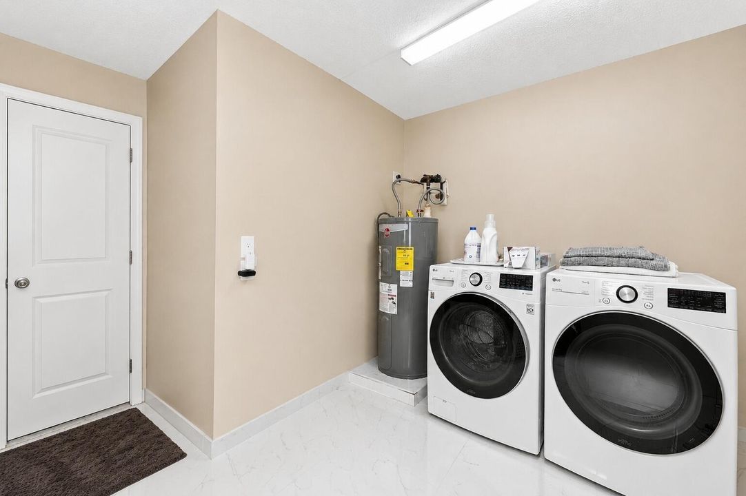 MLS_Laundry_Room_Beaches_MLS