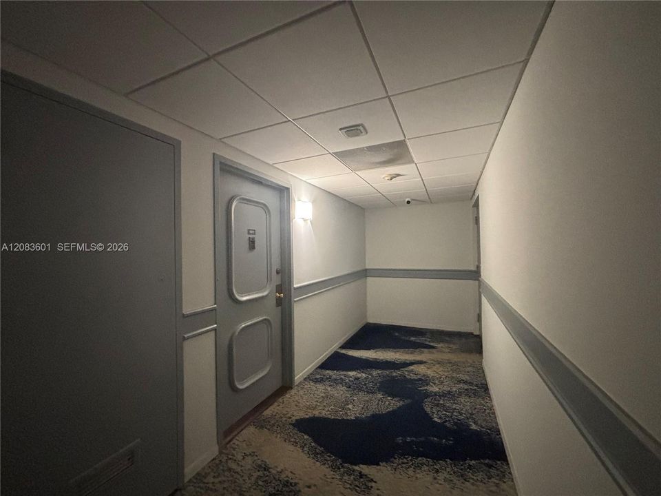 На продажу: $210,000 (2 спален, 2 ванн, 1372 Квадратных фут)