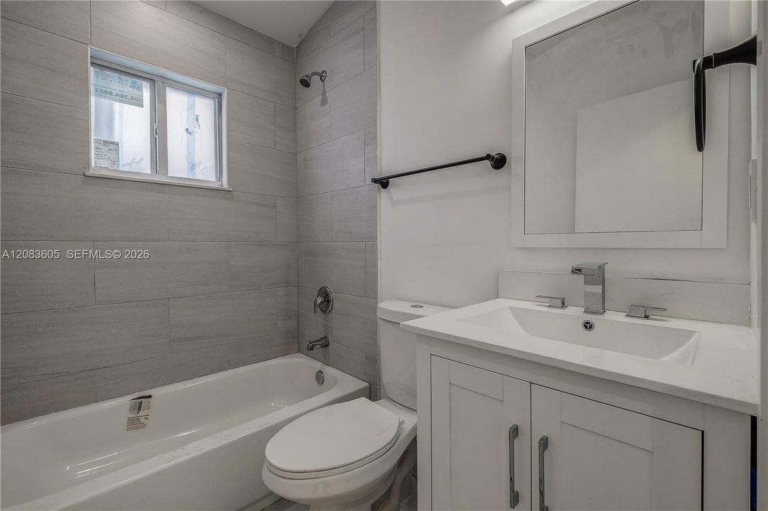 В аренду: $2,850 (3 спален, 2 ванн, 2290 Квадратных фут)