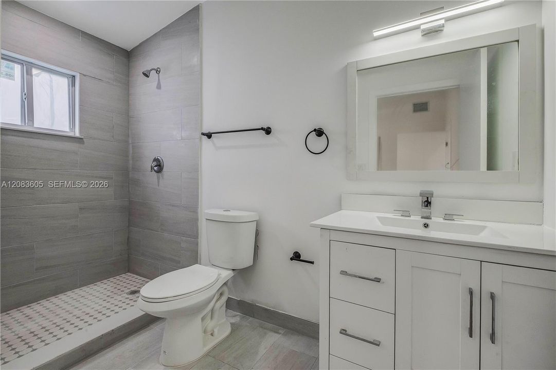 В аренду: $2,850 (3 спален, 2 ванн, 2290 Квадратных фут)