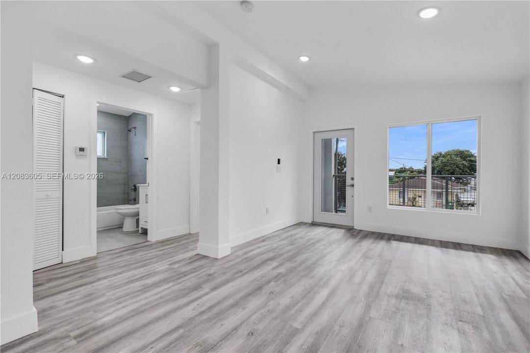 В аренду: $2,850 (3 спален, 2 ванн, 2290 Квадратных фут)