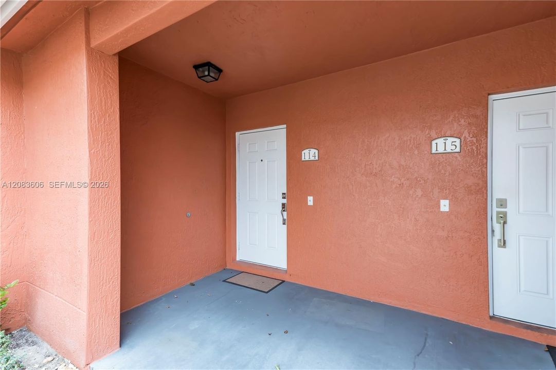 На продажу: $369,900 (3 спален, 2 ванн, 1474 Квадратных фут)