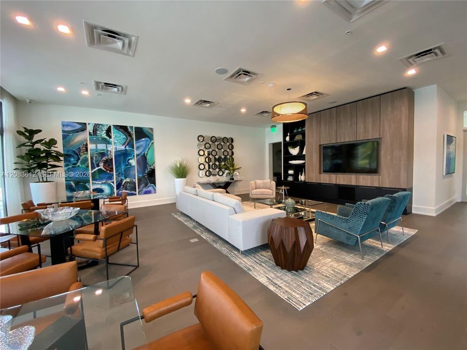 For Rent: $5,900 (3 beds, 3 baths, 2176 Square Feet)