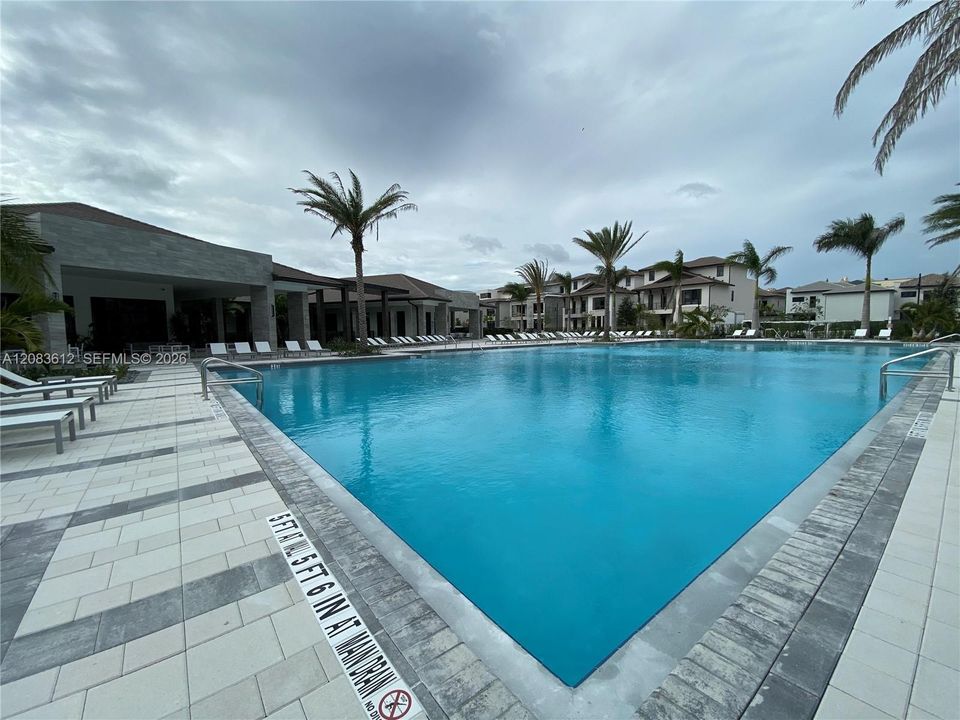 For Rent: $5,900 (3 beds, 3 baths, 2176 Square Feet)
