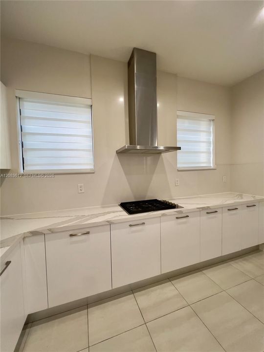 For Rent: $5,900 (3 beds, 3 baths, 2176 Square Feet)