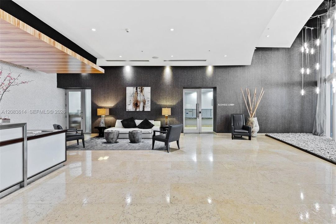 En Venta: $1,335,000 (3 camas, 3 baños, 2415 Pies cuadrados)